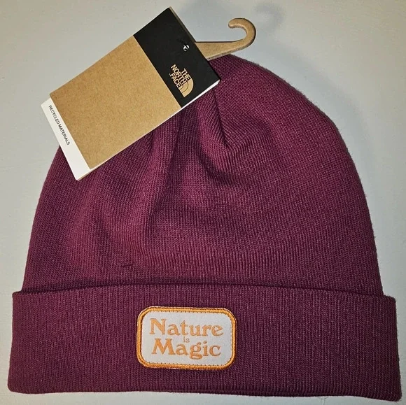 The North Face Men's Burgundy Dock Worker  Beanie "Nature Is Magic " winter hat - Picture 3 of 10